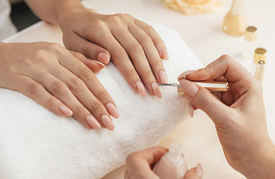 2025 Nail Art Guide: Luck starts from your fingertips!